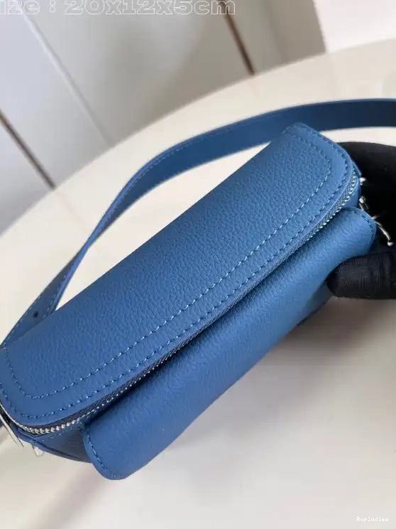 Repzbay Wearable Wallet-20*12*5.5CM LOUIS Pilot VUITTON 0508